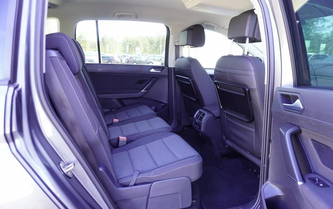 Volkswagen Touran cena 74999 przebieg: 118000, rok produkcji 2016 z Golub-Dobrzyń małe 562